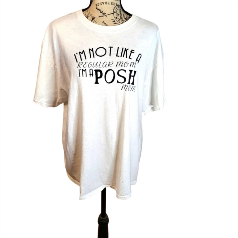 Gildan White Graphic T-Shirt XL